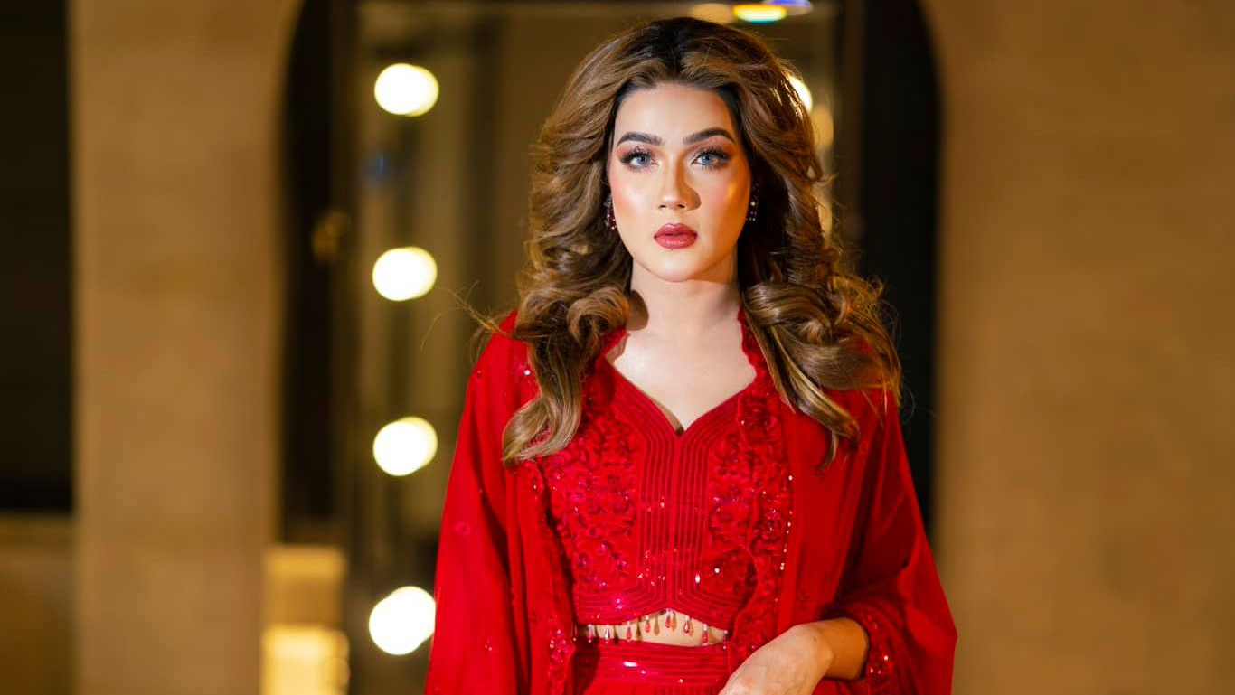 নয়া প্রেমে মাহিয়া মাহি