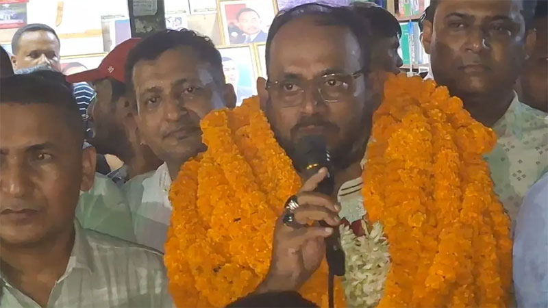 গণতন্ত্র ও দেশনেত্রী মুক্ত না হওয়া পর্যন্ত রাজপথ ছেড়ে যাব না: টুকু