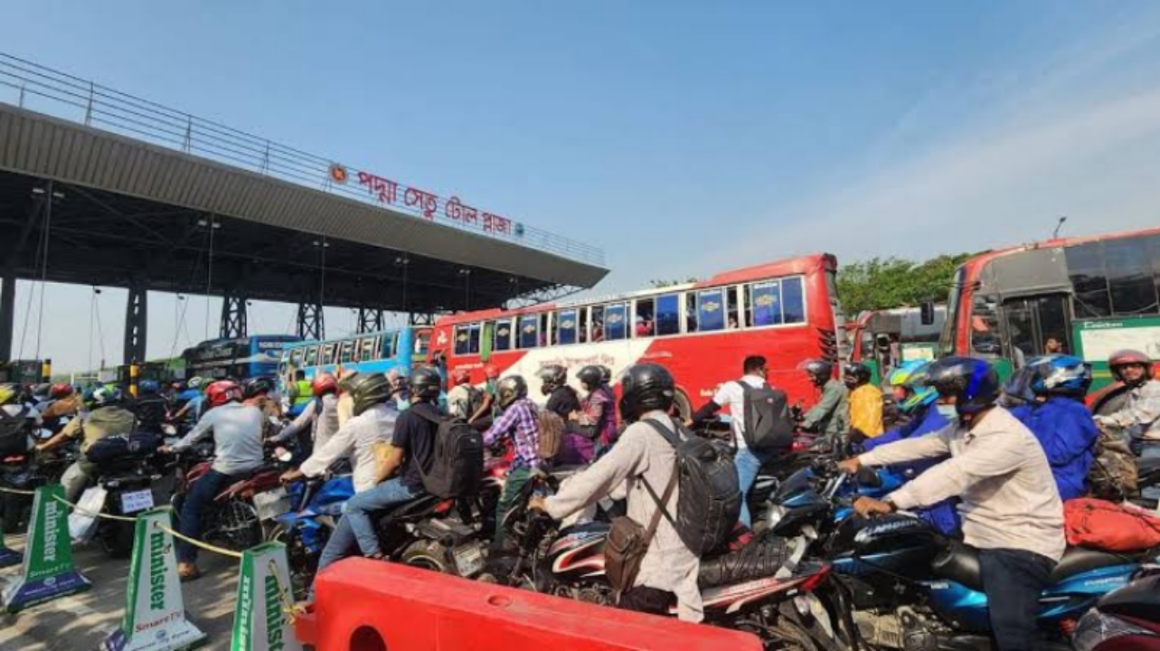 পদ্মা সেতুতে ২৪ ঘণ্টায় ৪ কোটি ৮২ লাখ টাকার টোল আদায়