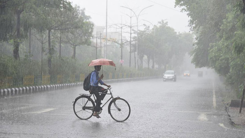 সারাদেশে হালকা-মাঝারি ধরনের বৃষ্টিপাত হতে পারে