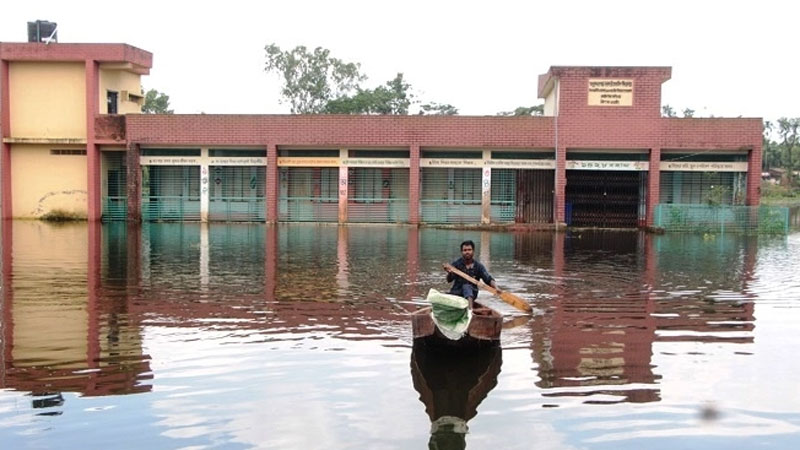 সিলেটে তৃতীয় দফা বন্যায় পানিবন্দি ৭ লাখ মানুষ