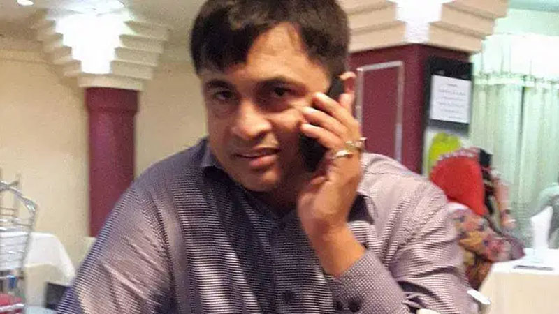 খুলনায় ইউপি চেয়ারম্যানকে গুলি করে হত্যা