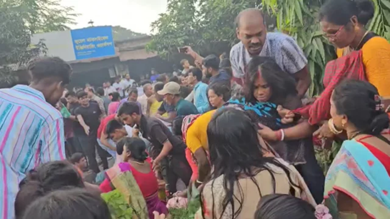 বগুড়ায় রথযাত্রায় বিদ্যুৎস্পৃষ্টে নিহত ৫
