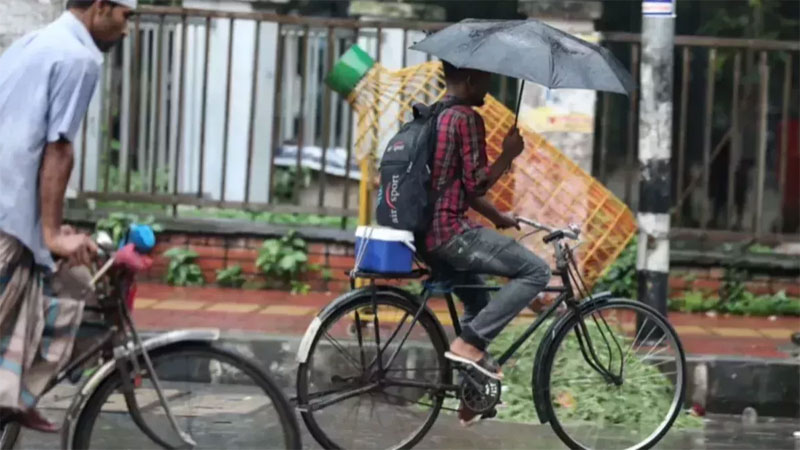 দেশজুড়ে হালকা থেকে মাঝারি বৃষ্টির সম্ভাবনা