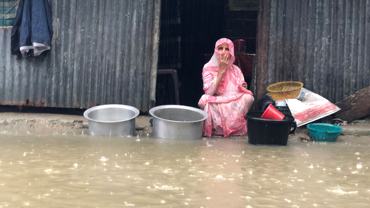 বন্যার্তদের জন্য ফান্ড রাইজিং এর ঘোষণা বৈষম্য বিরোধী ছাত্র আন্দোলনের