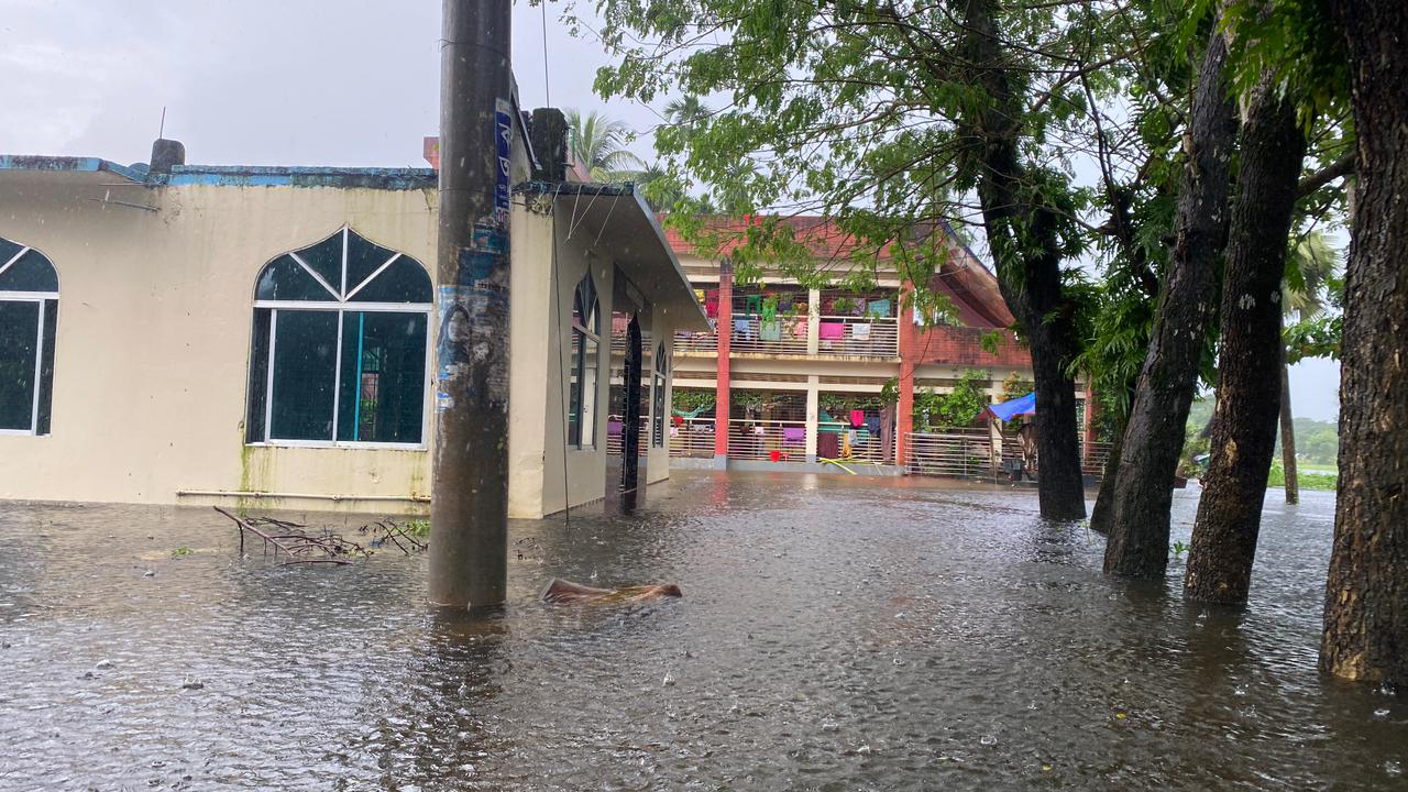 রাতভর বৃষ্টিতে নোয়াখালীতে বন্যা পরিস্থিতির অবনতি 