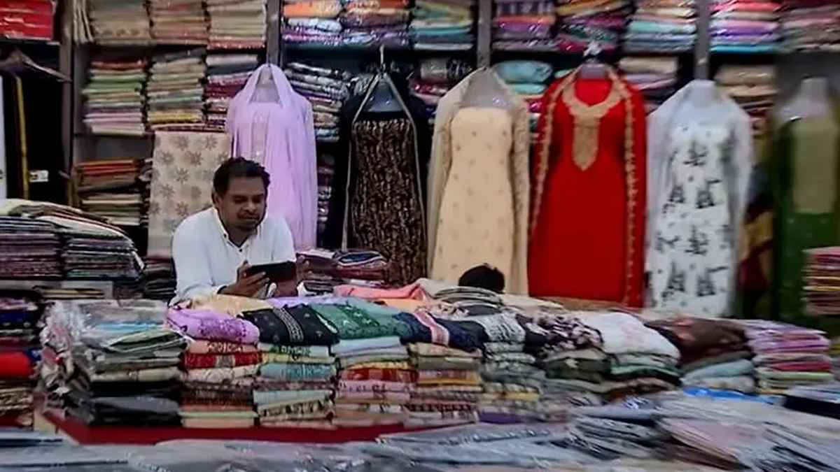 যাচ্ছে না বাংলাদেশি পর্যটক, ধুঁকছে কলকাতার ব্যবসায়ীরা