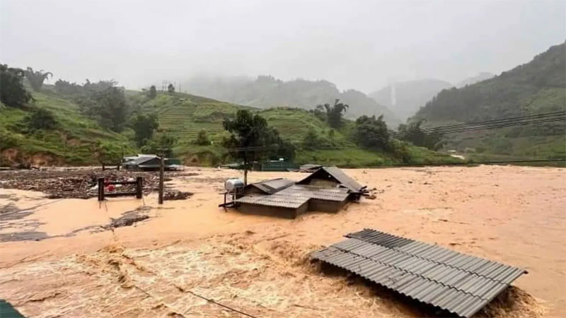 টাইফুন ইয়াগির আঘাতে ভিয়েতনামে মৃতের সংখ্যা বেড়ে ৬৫