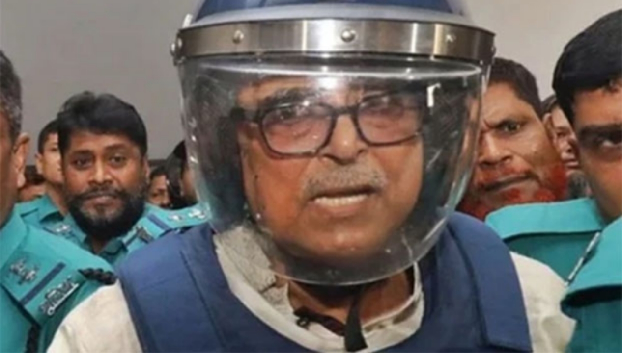 মির্জা আব্বাসকে হত্যাচেষ্টা: রাশেদ খান মেনন কারাগারে