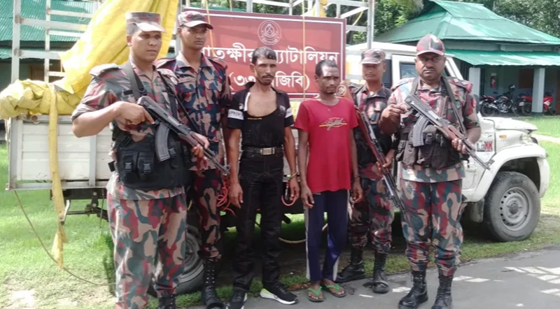 ভোমরা স্থলবন্দরের গেইট ভেঙে অনুপ্রবেশ, দুই ভারতীয় আটক