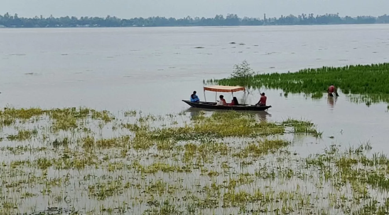 তিস্তায় কমছে পানি, বাড়ছে ভাঙন আতঙ্ক