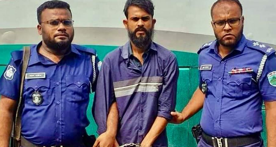 পাবনায় প্রতিমা ভাঙচুরের ঘটনায় যুবলীগ কর্মী গ্রেপ্তার