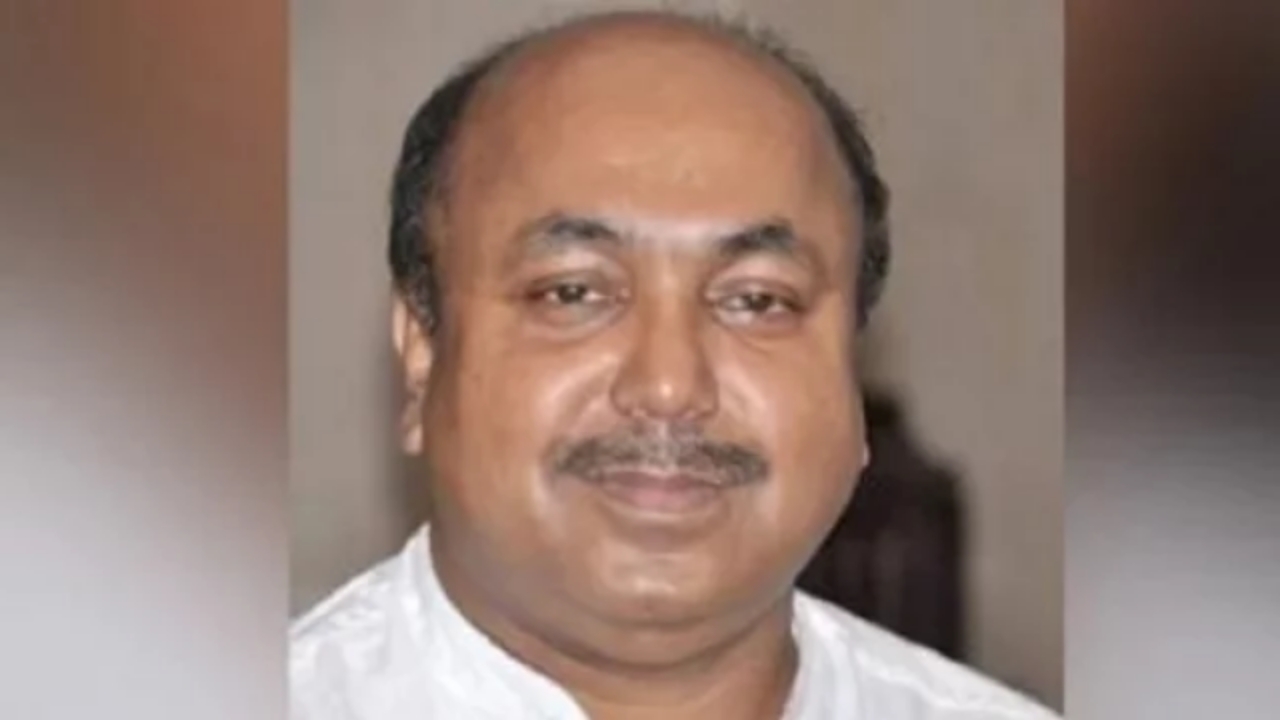 পিএসসির নতুন চেয়ারম্যান মোবাশ্বের মোনেম