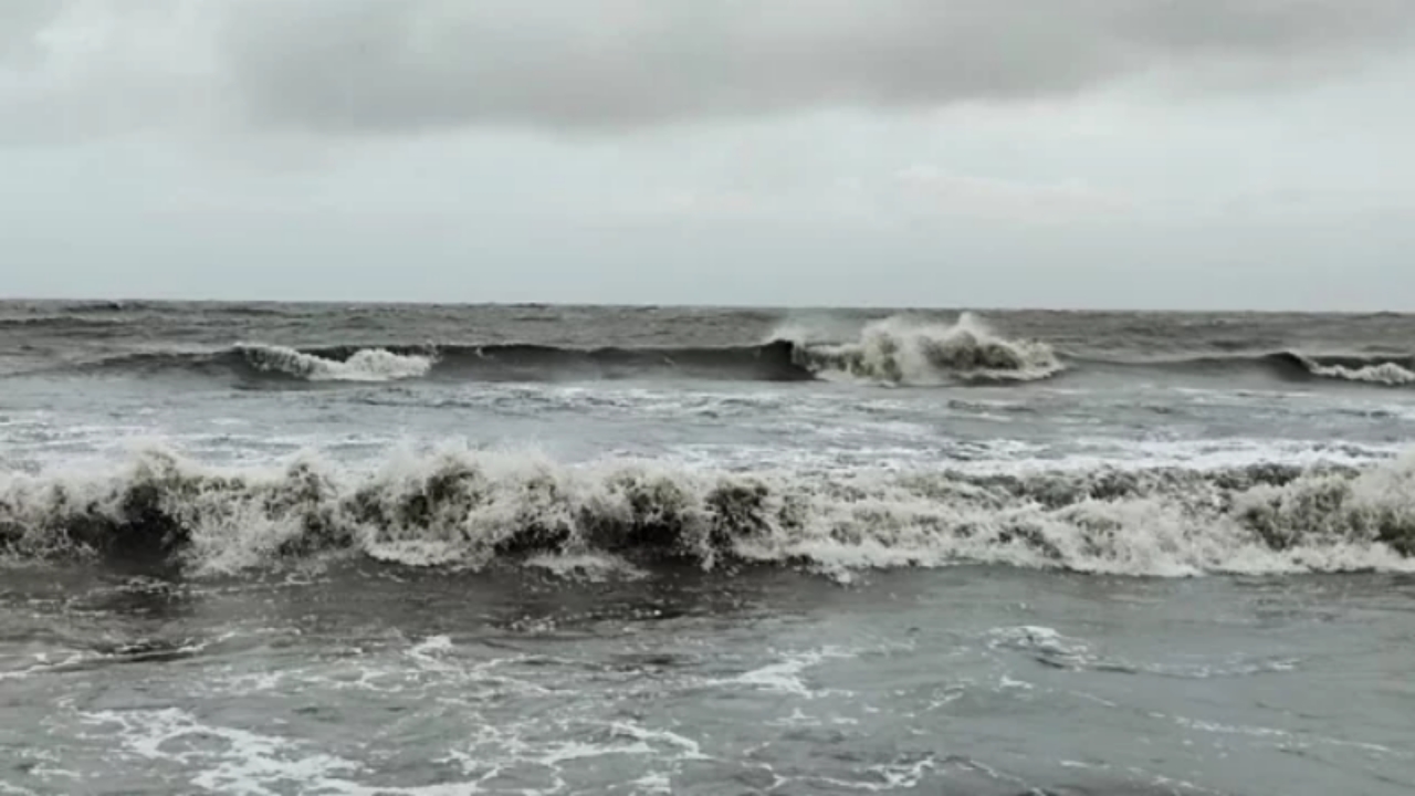 সাগরে লঘুচাপ সৃষ্টির আভাস