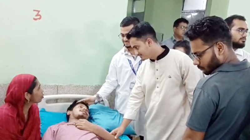 আহতদের চিকিৎসার খোঁজ নিতে সিআরপিতে সারজিস