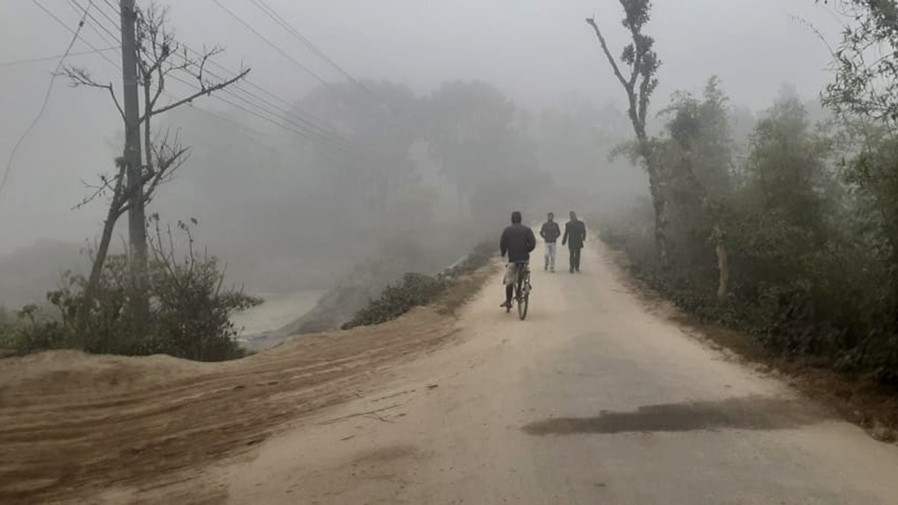 জেঁকে বসেছে শীত, ঘন কুয়াশা থাকবে আরো ৭ দিন