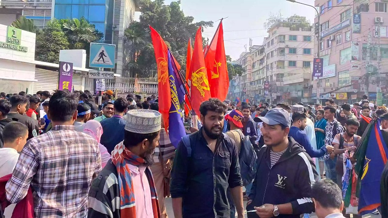 বিপিএলের টিকিট নিয়ে মিরপুরে সংঘর্ষ