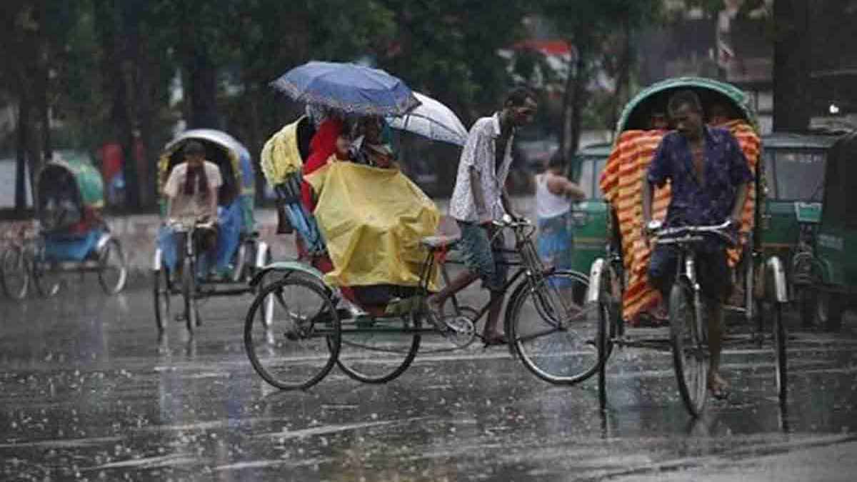 গুঁড়ি গুঁড়ি বৃষ্টির আভাস, বাড়তে পারে রাতের তাপমাত্রা