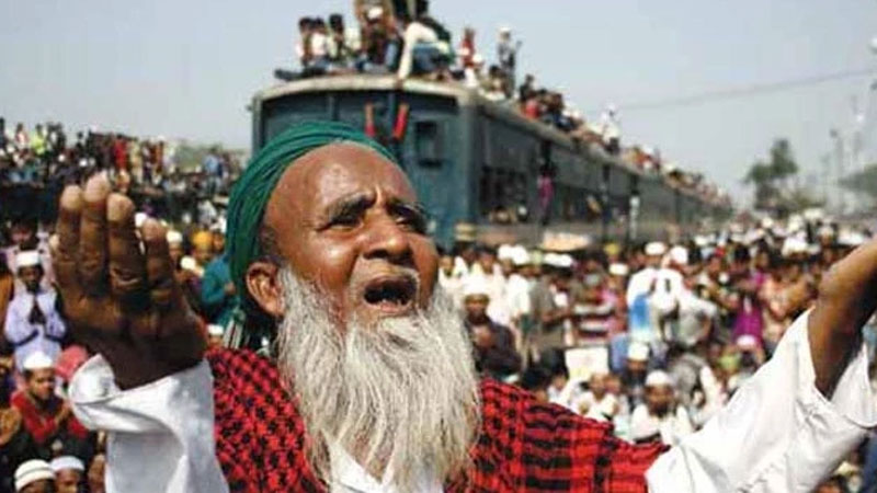 আখেরি মোনাজাতের মধ্য দিয়ে শেষ হলো বিশ্ব ইজতেমার প্রথম পর্ব