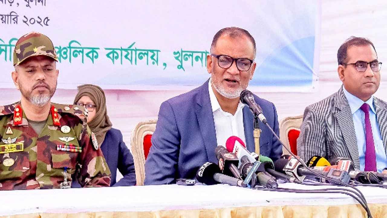 রমজান মাসজুড়ে টিসিবির ট্রাক সেল চালু থাকবে: বাণিজ্য উপদেষ্টা