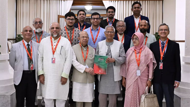 স্বাস্থ্য খাতে বাস্তবায়নযোগ্য সংস্কার সুপারিশ দ্রুত কার্যকরের নির্দেশ ড. ইউনূসের