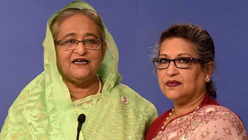 পদত্যাগ করাতে শেখ হাসিনার পা ধরেছিলেন রেহানা