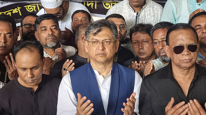 ডিসেম্বরের মধ্যে নির্বাচন অনুষ্ঠানের সুস্পষ্ট রোডম্যাপ দিতে হবে: সালাহউদ্দিন আহমদ
