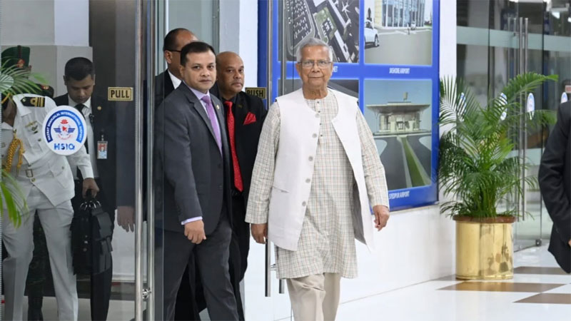 জাপান সফর শেষে দেশের উদ্দেশে প্রধান উপদেষ্টা