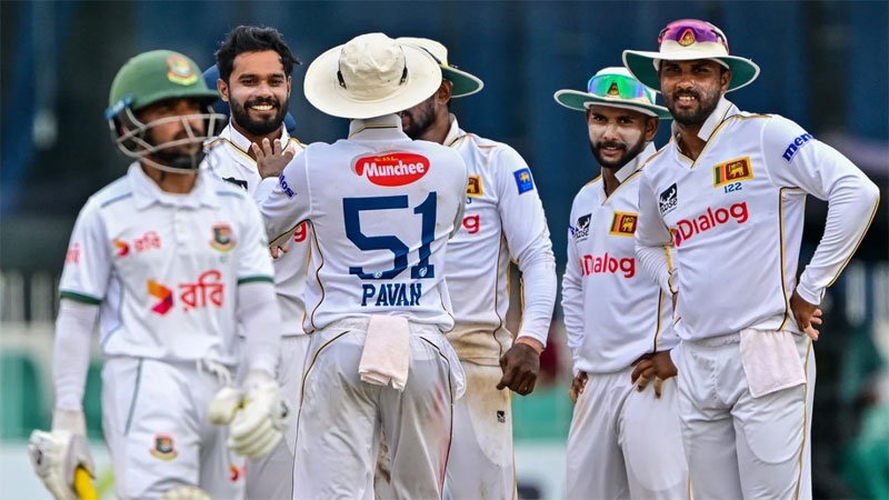 দ্বিতীয় ইনিংসে ব্যাটিং বিপর্যয়ে বাংলাদেশ