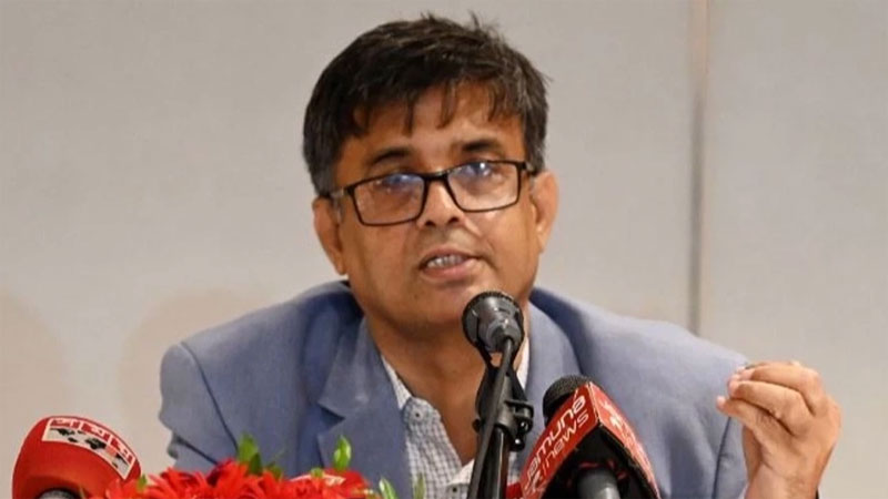 অন্তর্বর্তী সরকার সংবাদপত্রের স্বাধীনতা ও নিরাপত্তায় প্রতিশ্রুতিবদ্ধ: শফিকুল আলম